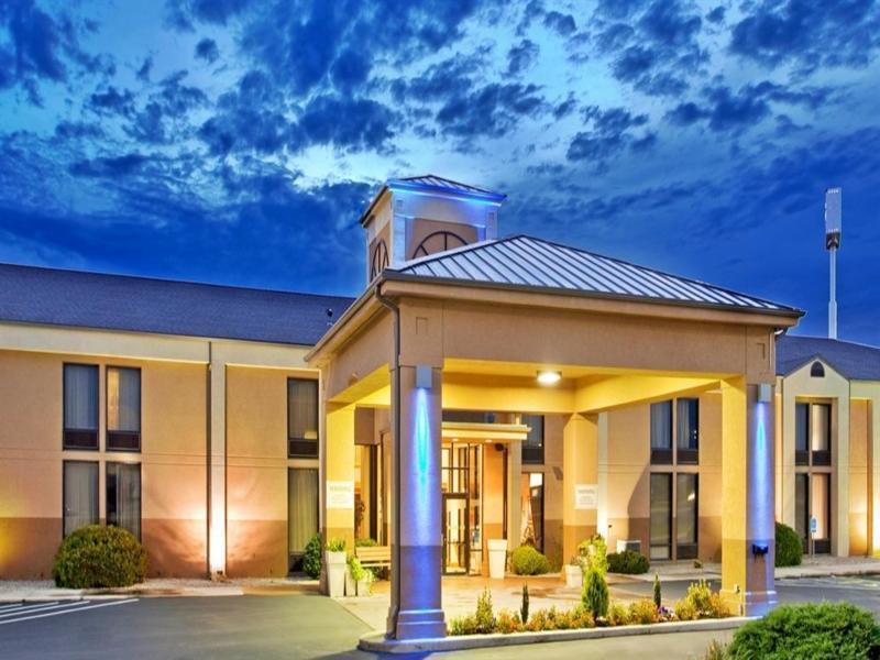 Holiday Inn Express Marshfield - Springfield Area By Ihg Exteriör bild