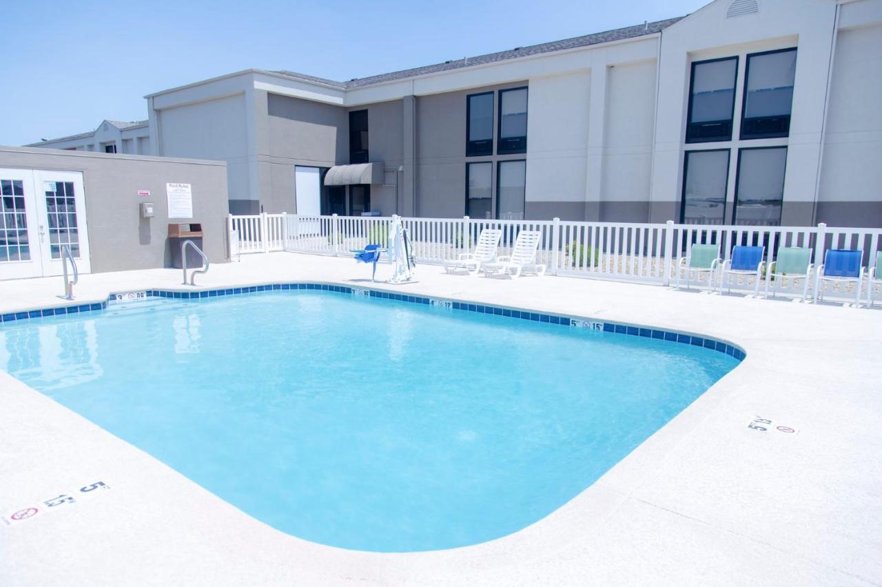 Holiday Inn Express Marshfield - Springfield Area By Ihg Exteriör bild